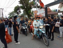 BPPKB DPAC Panongan Berbagi Takjil di Ranca Iyuh