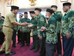 Pj Gubernur Banten Lepas Peserta Muktamar dan Tanwir Muhammadiyah 48