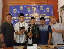 Hadir di Acara KNPI Panongan, Ketua KNPI Kabupaten Tangerang Kasih Hadiah Ayam Kampung Hidup