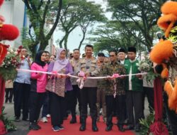 HUT Bhayangkara ke- 77, Kapolresta Tangerang Buka Bazar UMKM dan Festival Musik