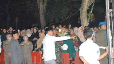 Sambut Kedatangan Jamaah Haji, Sekda Kabupaten Tangerang Ikut Angkat Koper