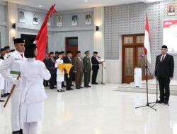 Bupati Tangerang Kukuhkan Pasukan Pengibar Bendera Yang Akan Bertugas di HUT ke-78 RI