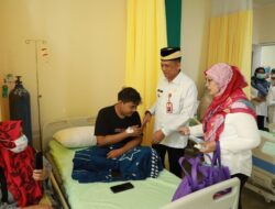 Keliling RSUD se Tangerang, Pj Bupati Tangerang Beri Motivasi kepada Pasien jelang Lebaran