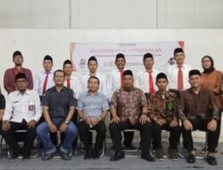 Panwas Kelurahan dan Desa se Kecamatan Kelapa Dua Resmi Dilantik