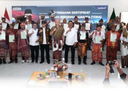 Terima Sertipikat dari Menteri AHY, Warga Eks Timor Timur Petik Hasil Kesetiaan kepada NKRI Setelah 25 Tahun