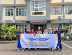Mahasiswa Unpam Edukasi Warga Kadu Agung Bayar Pajak Gunakan Aplikasi SIGNAL