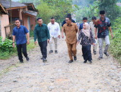 Terima Laporan Jalan Rusak, Gubernur Banten Andra Soni Langung Tinjau Lokasi
