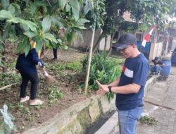 Sambut Binwil, Camat Solear Turun Langsung Kerja Bakti di Desa Munjul