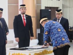 Bupati Tangerang Lantik 179 ASN, Tekankan Integritas dan Profesionalisme