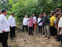 Realisasi Percepatan Sertipikasi Tanah Ulayat di Papua, Menteri Nusron Saksikan Pemasangan Patok Skouw Yambe