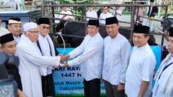 Sapi Kurban Presiden Prabowo Seberat 1,8 Ton Diserahkan Bupati Tangerang ke Panitia Kurban Masjid Al-Amjad